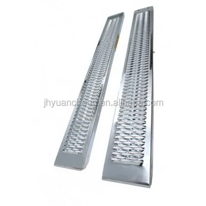 Light-weight Tri Fold Loading Ramps and Aluminum Motorcycle Ramps for Sale