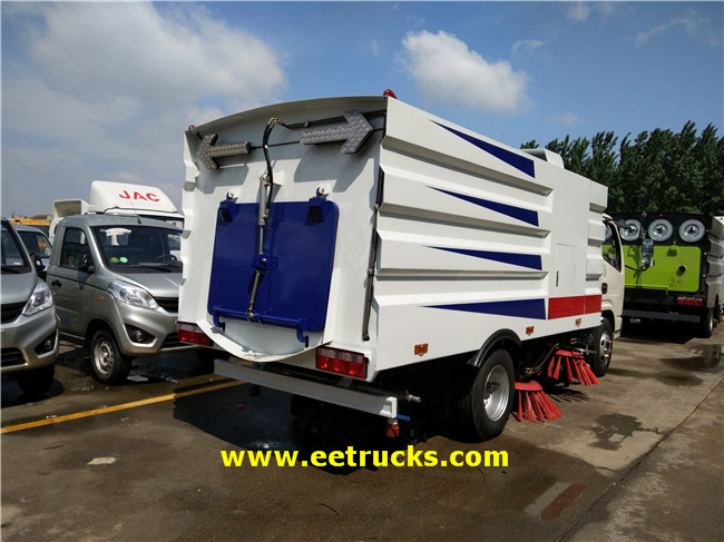 Road Washing & Sweeping Truck