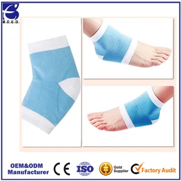 2017 New Products Skin color Gel Heel Socks Moisturing Spa Gel Socks feet care Cracked Foot Dry Hard Skin Protector