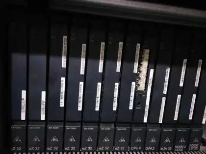 ez32 eUA32 INTOF2 INT-IP3 OXE4400 Enterprise Board