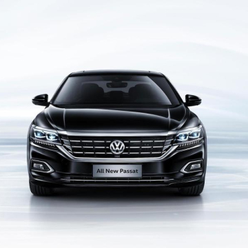 2023 Volkswagen Passat 2.0T 330tSi Berlina di benzina di medie dimensioni - Ricambi Auto 2023 in stock