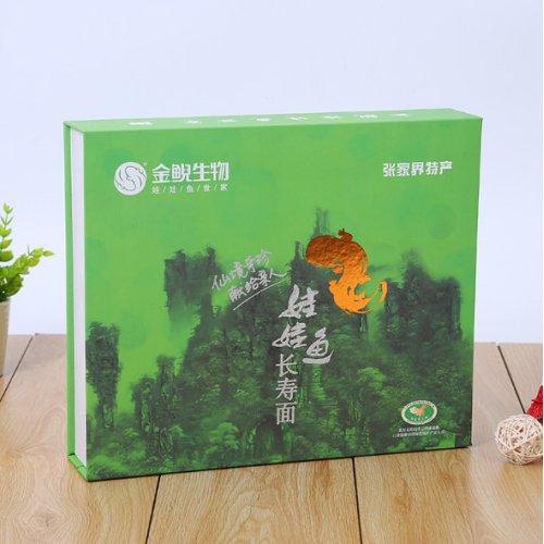 Caixa de chá verde claro com inserção PET