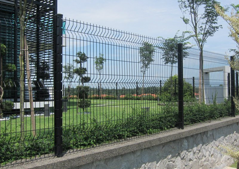 Coated Border Green Garden Wire Mesh Fence Metal Wire Mesh Fence3