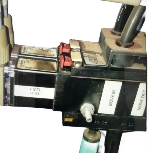 Poros putar katup solenoid