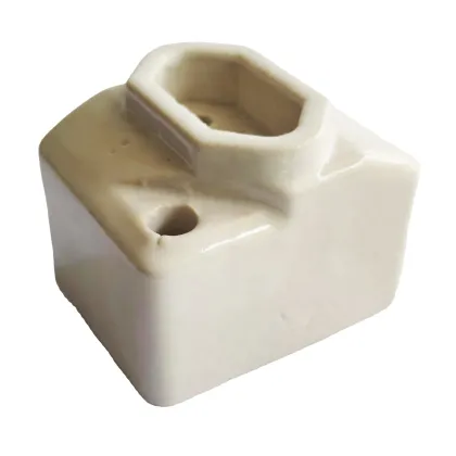 Porcelain Three Pins Dishes Socket Plug Socket