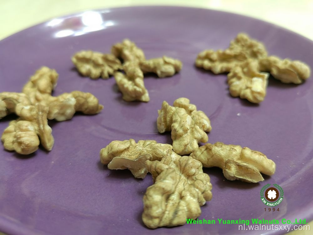 Walnut Kernels Light Qaurters (LQ)