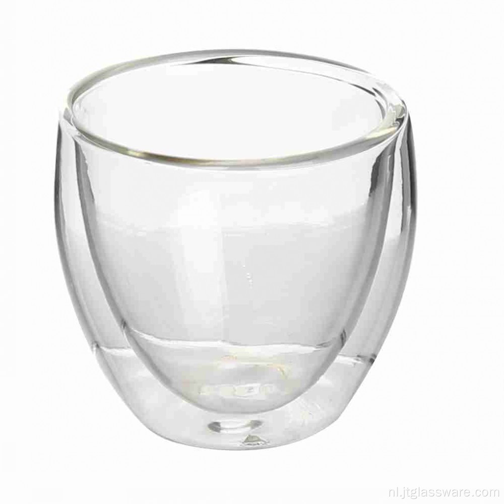 Dubbelwandige glazen beker in drinkglas