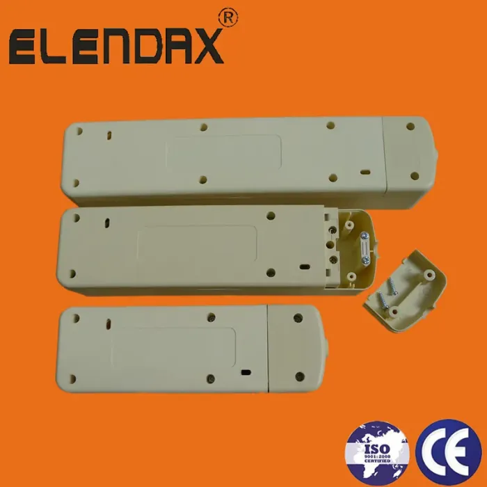 Papan Ekstensi Daya 5 Arah dengan Lampu LED