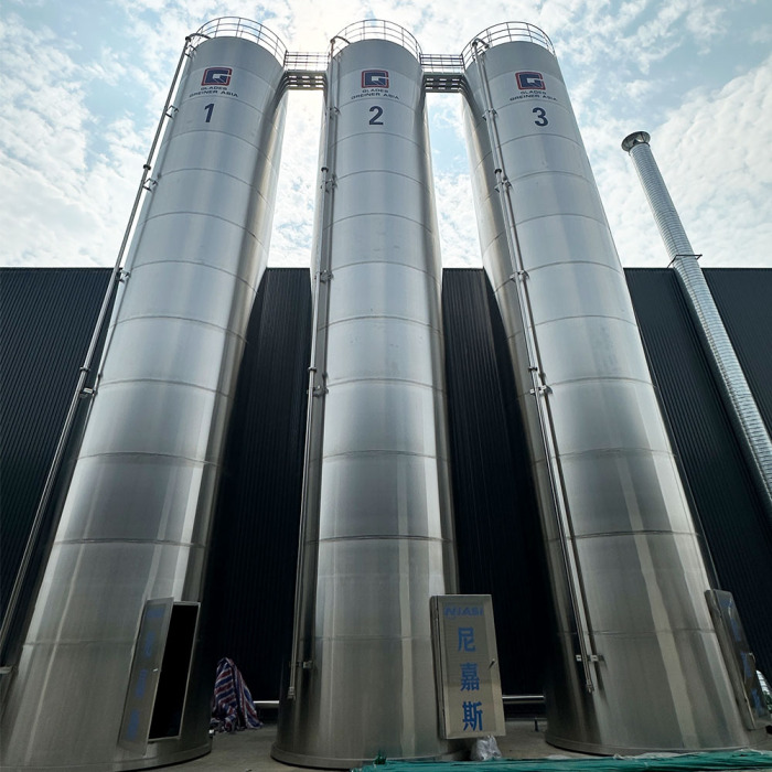 Tangki penyimpanan bahan baku outdoor besar yang efisien