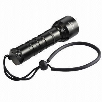 820 Lumen LED U2 Diving Flashlight (D06 U2)