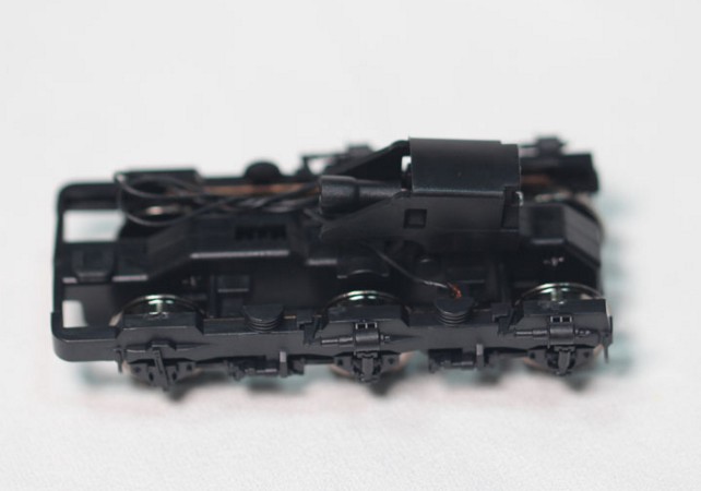 2pcs / lot 1/87 Model Train ho scale diy Universal Train Undercarriage Accessories Free Shipping
