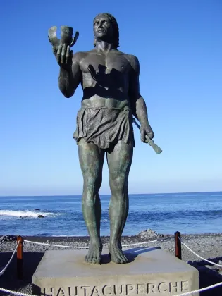 large decoration memorial bronze life size warrior statues for guanche warrior