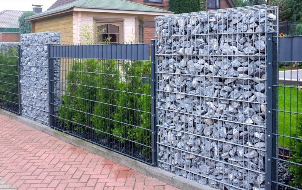Gabion wall
