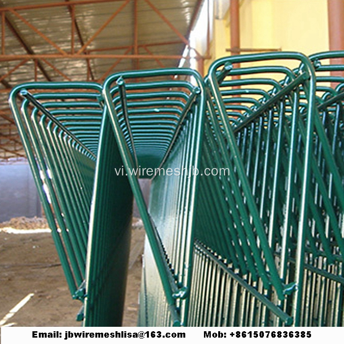 Hàng rào nhựa PVC tráng hàng rào BRC
