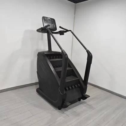 Climbing Stepper Machine: StairMaster StepMill Commercial Stair Climber for Gym