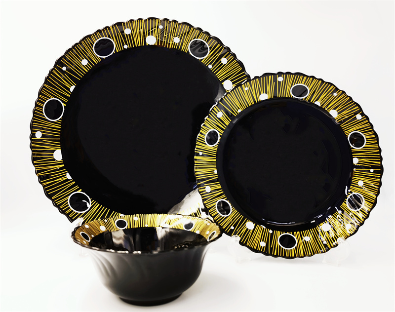 Black Charger Plates