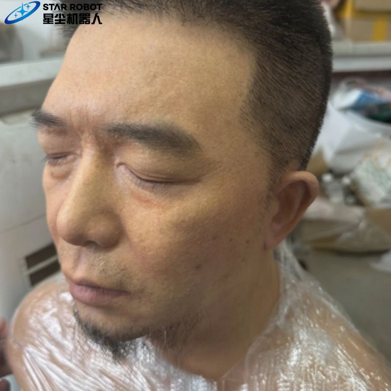 Humanoid Robot Model Man Heaad