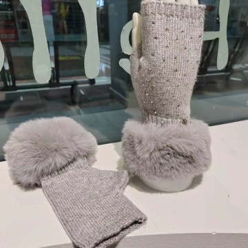 2024 New Winter Knitted Finger Gloves with Rhinestone