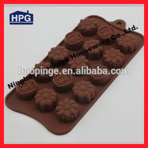 2014 FDA,LFGB ,factory price flower sharp silicon cake mould