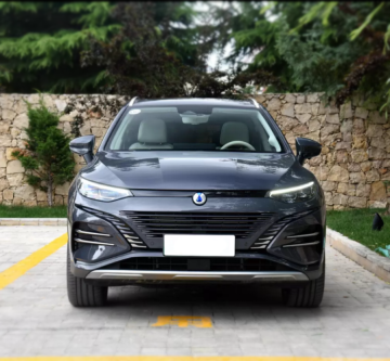 Denza N8 DM: Plug-in Hybrid Electric Vehicle