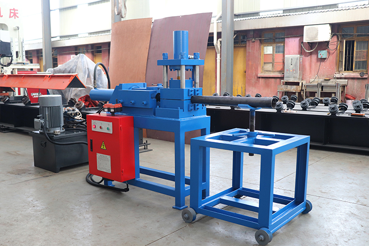 Pipe Head Necking Machine