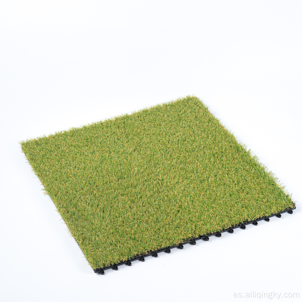 La hierba artificial barata