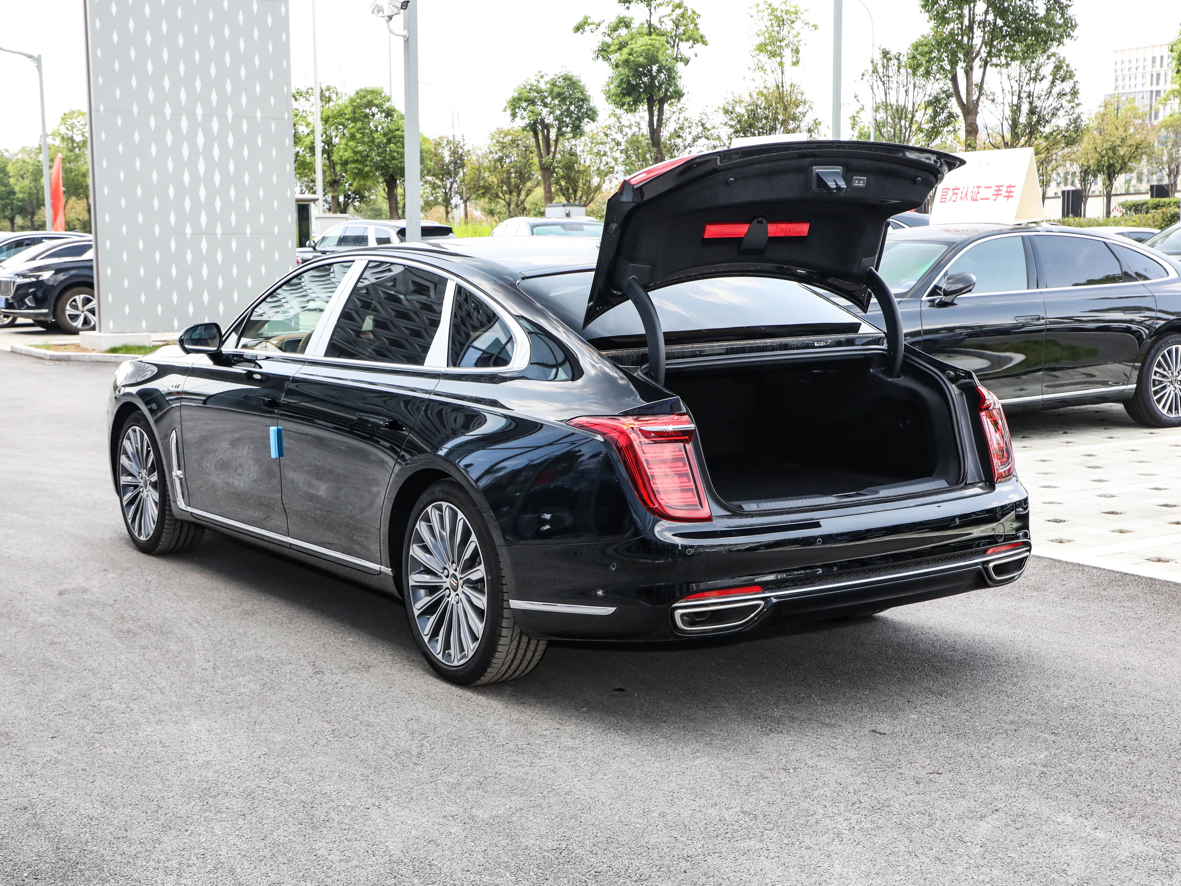 HONGQI H9 appearance