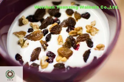 A bite of walnut kernels light pieces
