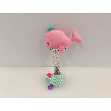 Ballena de peluche con sonajero