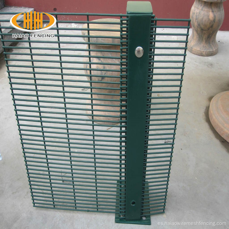 Green 358 Anti -Climb Security Mesh Fence