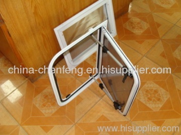 Finestra con cerniera laterale RV