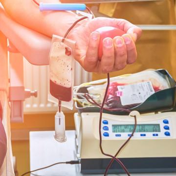 أكياس نقل الدم الطبي الغريب