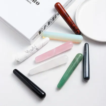 Wholesale Natural Stone Feng Shui Crystals & Chakra Gifts for Women