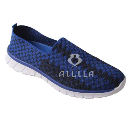 Women soft walking shoes