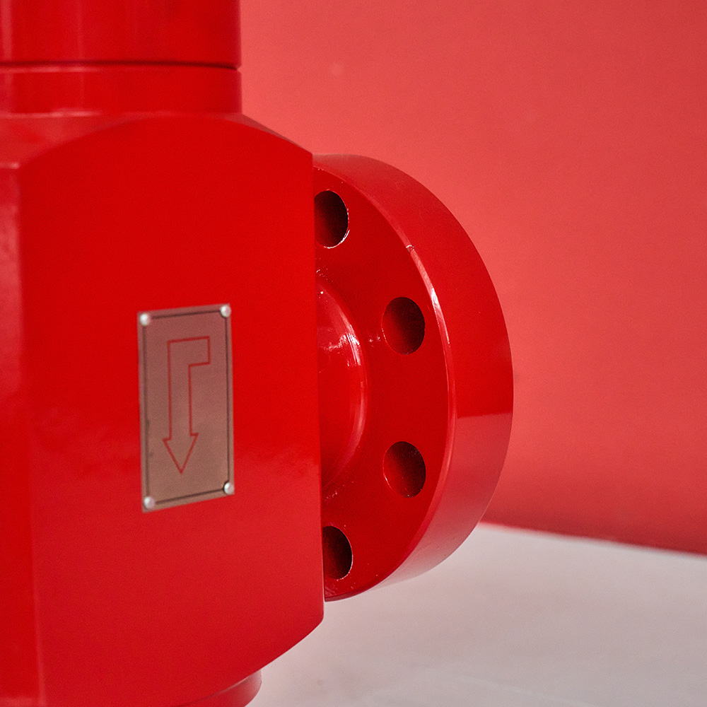 Manual throttle valve