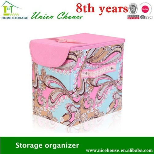 makeup storage box with lid