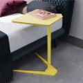 노란색 싱글 열 침대 측면 테이블