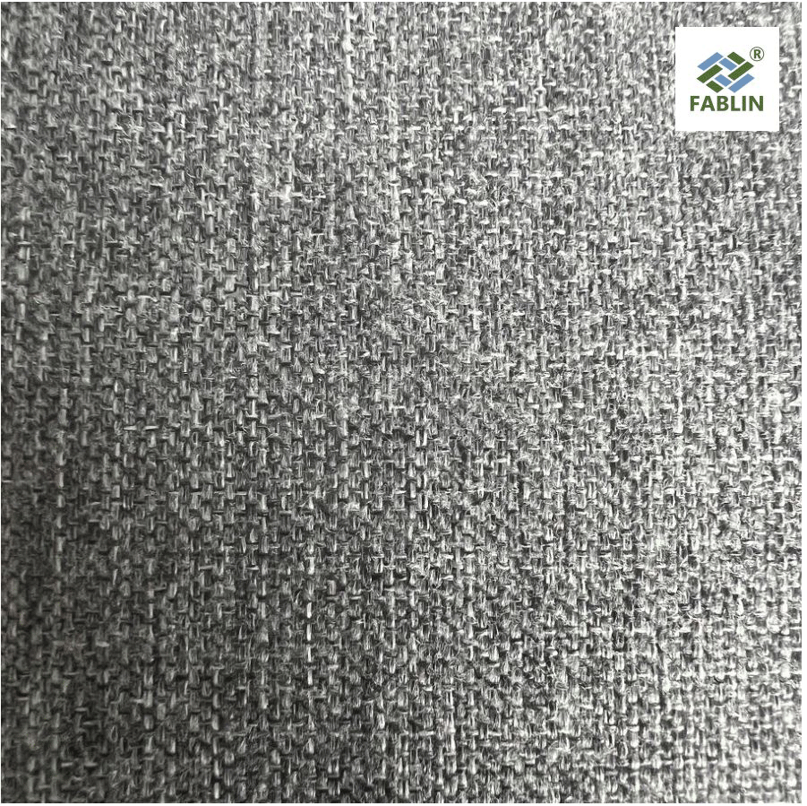 Тканіна з поліэстэру, афарбаванага растворам