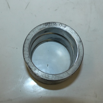 GR215D.17-9 アッパーブッシュ 380906164 XCMG GR1803用