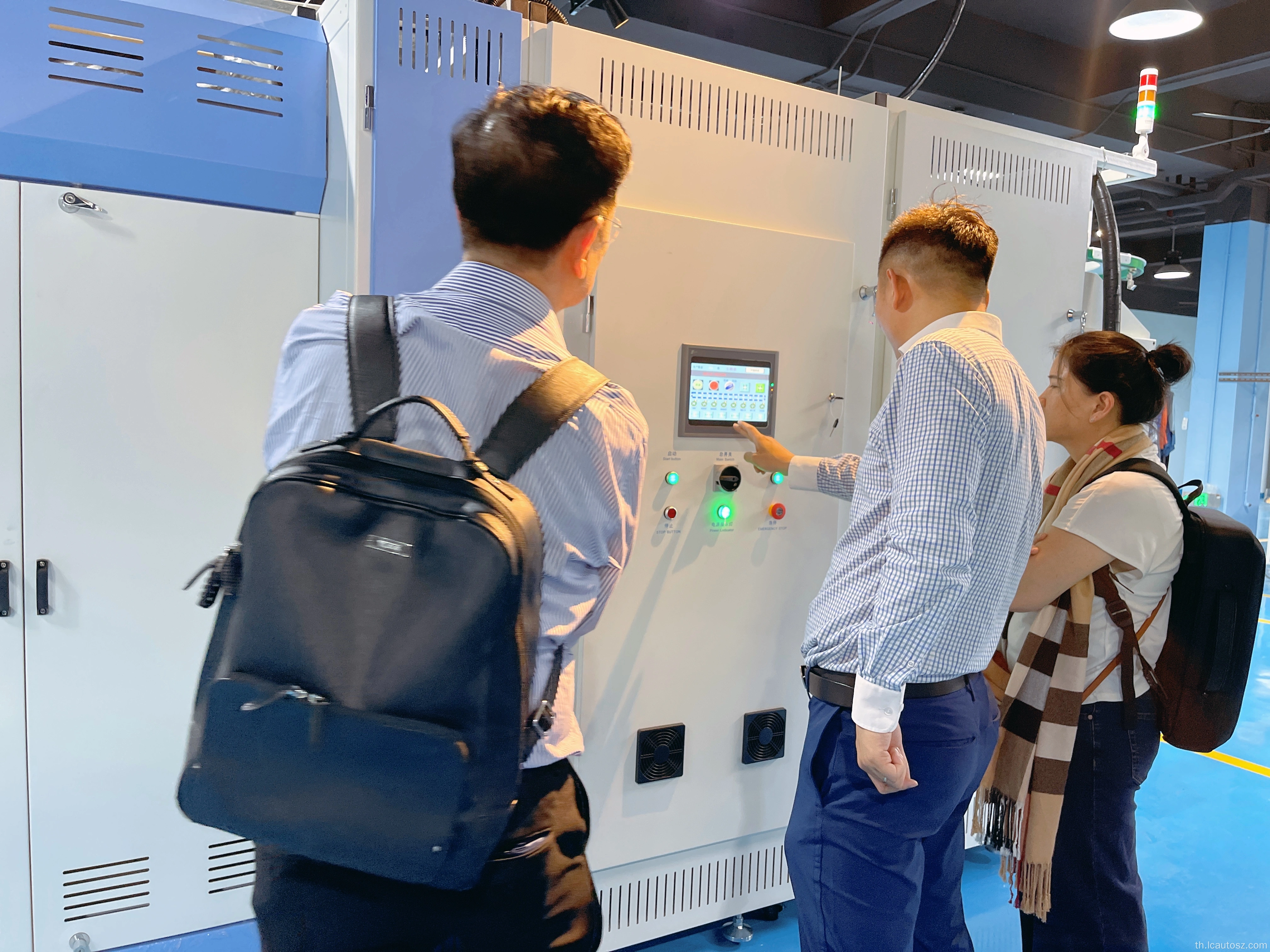 Automatic Clothes Folding Machine