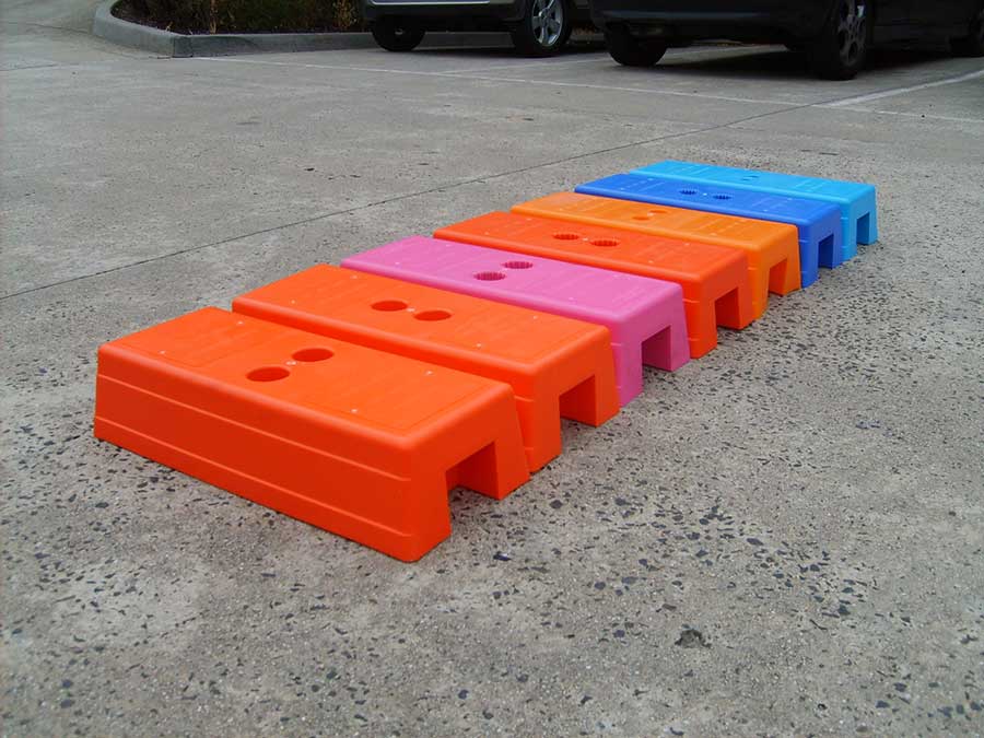 Plastic-Feet-022