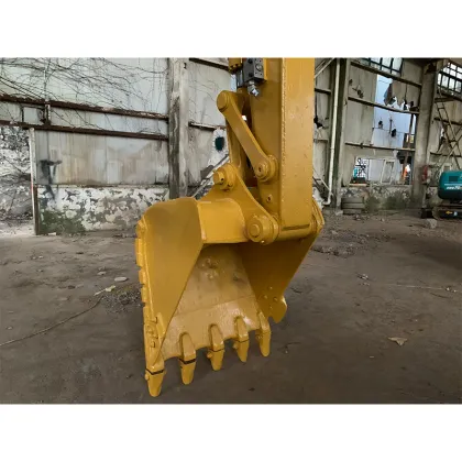 Used Komatsu PC128/PC138 12 Ton Engineering Machinery