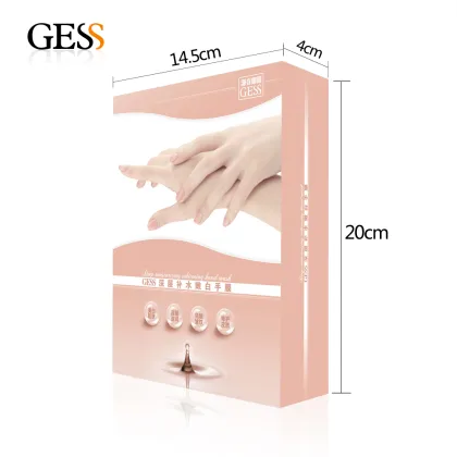 Whitening and moisturizing hand mask