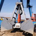 Crane grabs Wireless remote control grabs for loading and unloading of bulk cargo at terminals