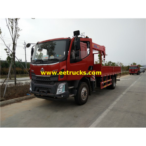 Camions de grue SINOTRUK 4ton 160hp