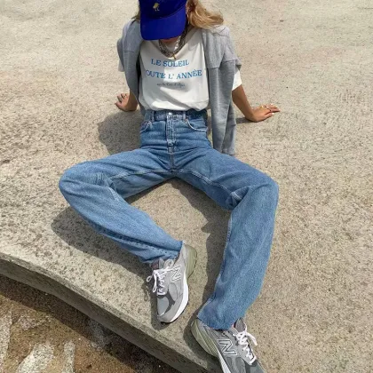 Light-colored retro high-waisted jeans