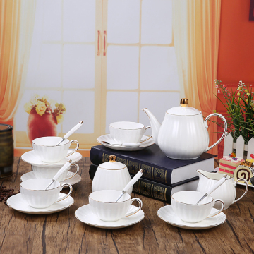 Großhandel European White Ceramic Nachmittag Tee Set Cappuccino Kaffeetasse und Untertasse für Geschenk