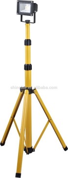 Factory directly offer 15W outdoor led flood light with tripod, LED working light with 2 years warranty