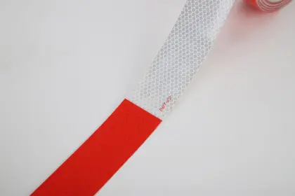 conspicuity markings for vehicle