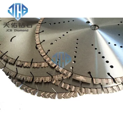 Serrated Wave Tooth with Eagle-Beak Design